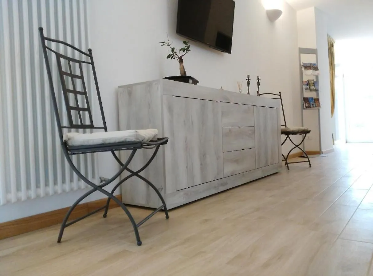 B&B Biancaluna Lendinara 0*,  Italy