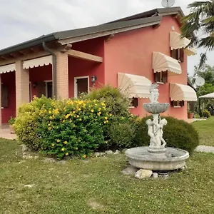 Damoira Bed & Breakfast